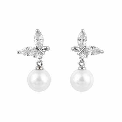 「XINXINIO」パール×ビジュー 蝶モチーフピアス S925シルバーポスト 真珠  レディース アクセサリー 淡水パール