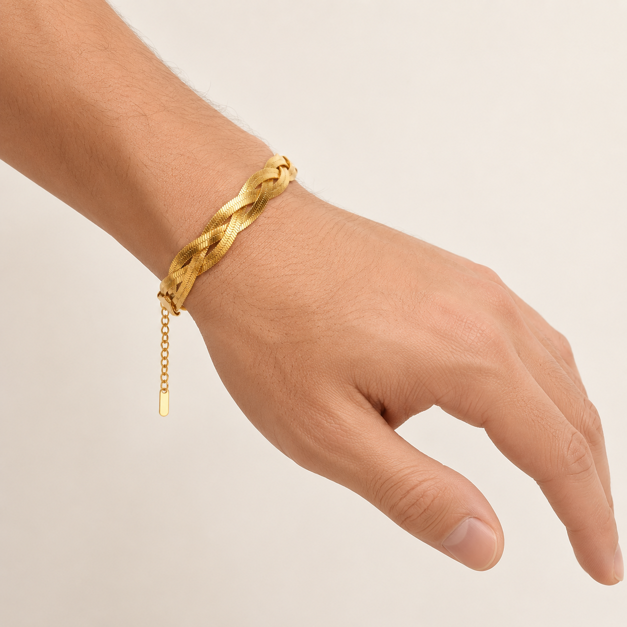 「XINXINIO」編み込みゴールドブレスレット 手元を華やかに彩る 軽やか、上品、華やか、毎日使える、ギフトにもおすすめ