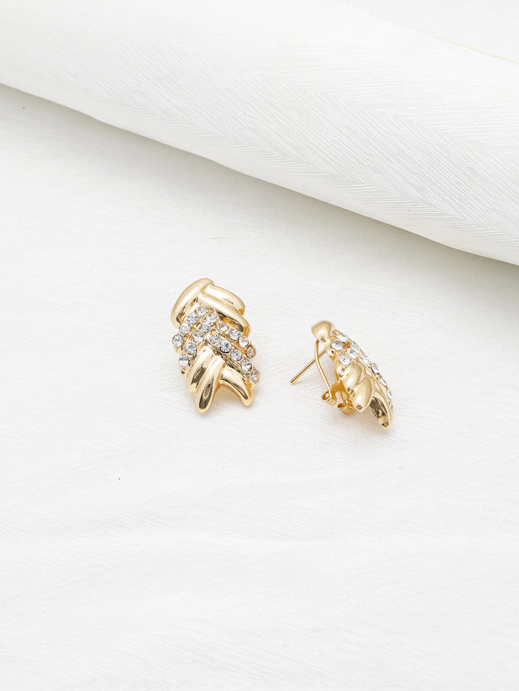 ドバイジュエリーセット女性用 18K ゴールドメッキ高級ネックレスイヤリングブレスレットとリングセットジュエリーウェディングパーティートレンド