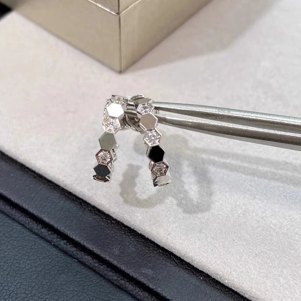 【925シルバー】エレガント六角形リング レディース 普段使い・パーティー対応 ギフトにも