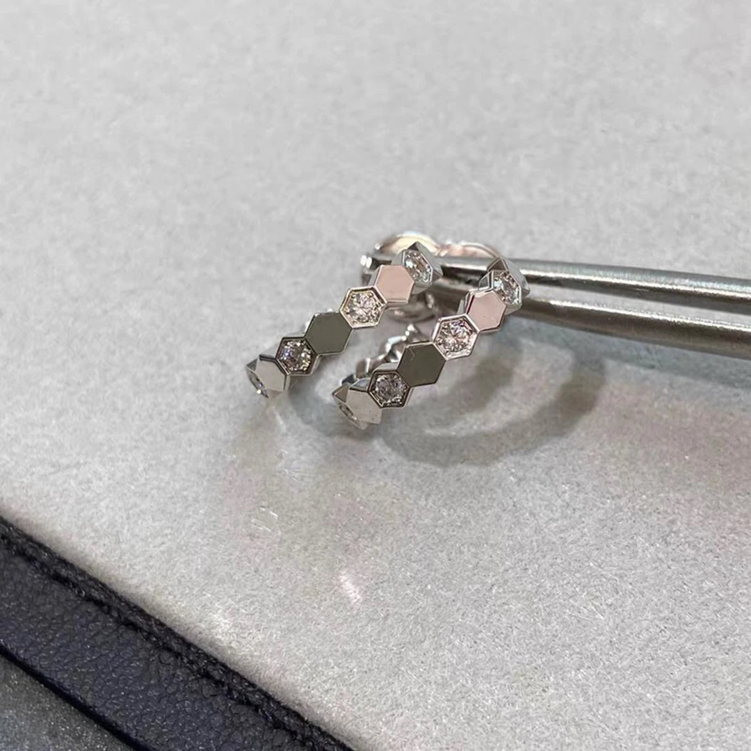 【925シルバー】エレガント六角形リング レディース 普段使い・パーティー対応 ギフトにも