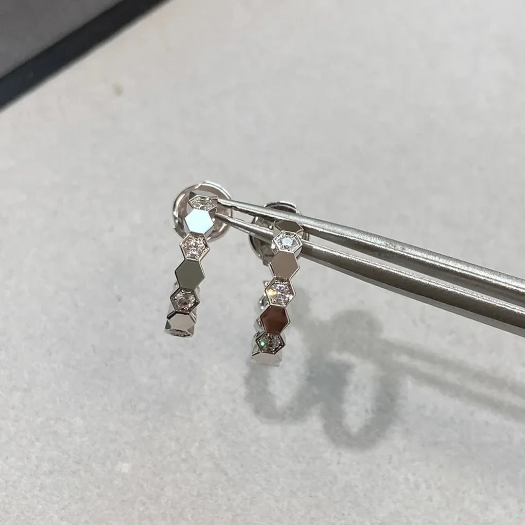 【925シルバー】エレガント六角形リング レディース 普段使い・パーティー対応 ギフトにも