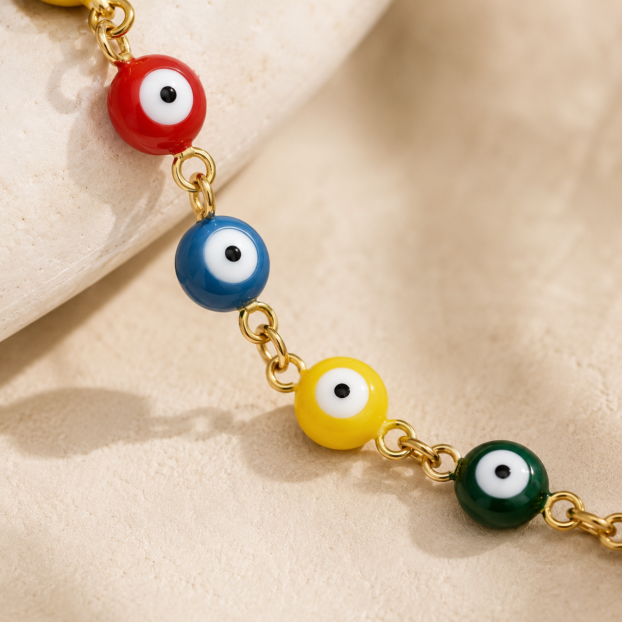「XINXINIO」カラフルイービルアイ ゴールドブレスレット、彩りお守り、幸運、Evil Eye