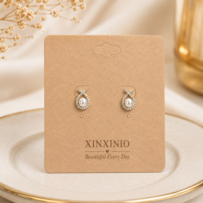 「XINXINIO」パール×ビジュー ドロップピアス 上品に輝く小さなアクセント 淡水パール 韓国風アクセサリー ゴールド