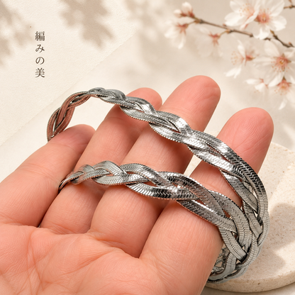 「XINXINIO」マルチレイヤー、編み込みネックレス、 シルバー複数の繊細、個性的、縄
